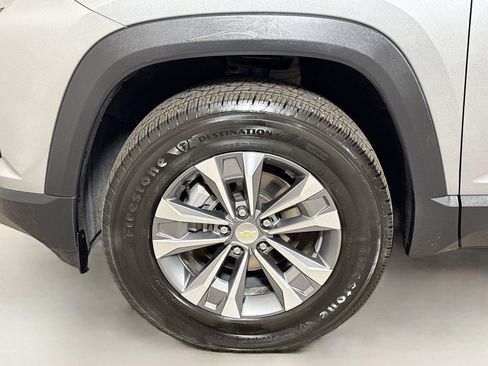 Certified 2026 Chevrolet Equinox LT FWD image 29