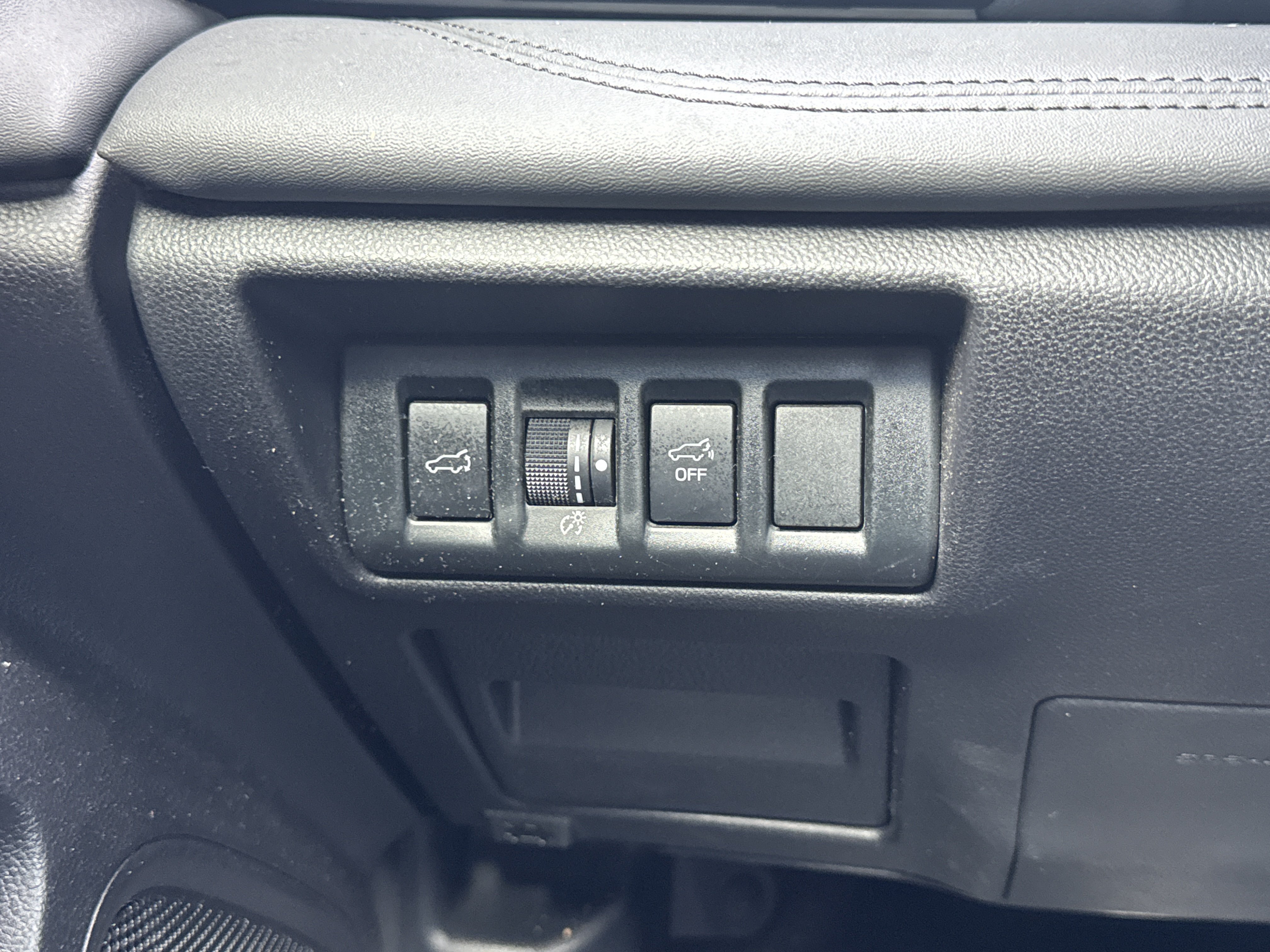 Certified 2024 Subaru Outback Wilderness AWD/4WD image 7