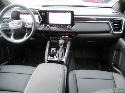 Used 2026 GMC Canyon Elevation w/ Convenience Package AWD/4WD image 14
