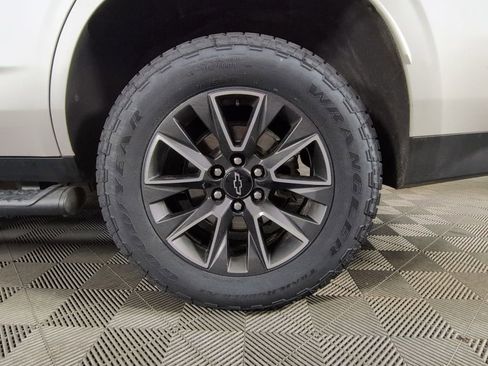 Used 2023 Chevrolet Tahoe Z71 AWD/4WD image 11