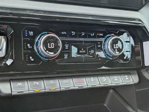New 2026 GMC Sierra 1500 AT4X AWD/4WD image 13
