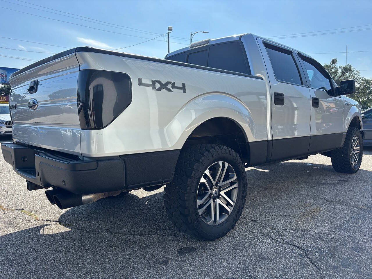Used 2012 Ford F150 XLT w/ XLT Convenience Pkg AWD/4WD image 9