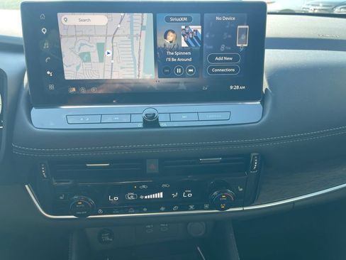 Certified 2024 Nissan Rogue Platinum w/ Platinum Premium Package AWD/4WD image 7