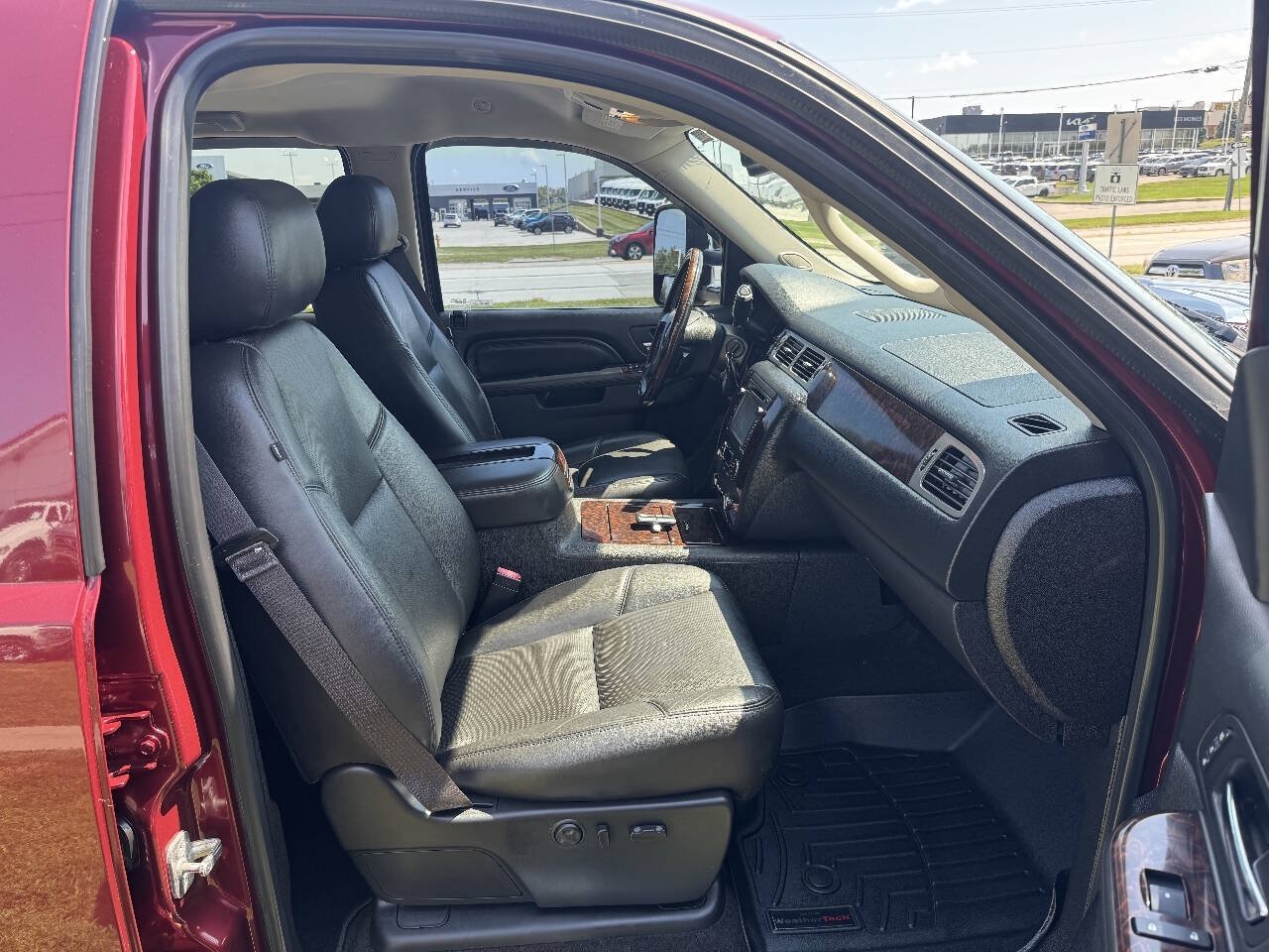 Used 2013 GMC Sierra 2500 Denali w/ Snow Plow Prep Package AWD/4WD image 13