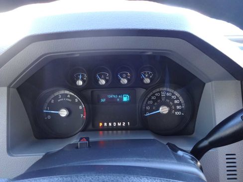 Used 2015 Ford F250 XL w/ Power Equipment Group image 16