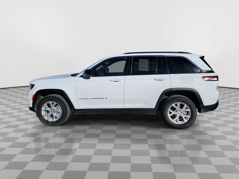 Used 2023 Jeep Grand Cherokee Limited AWD/4WD image 5