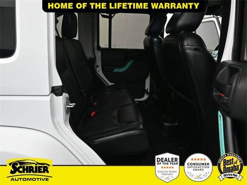 Used 2013 Jeep Wrangler Unlimited Rubicon image 34