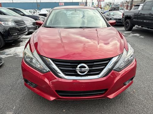 Used 2018 Nissan Altima 2.5 SR w/ SR Special Edition image 3
