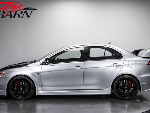 Used 2008 Mitsubishi Lancer Evolution MR AWD/4WD image 2