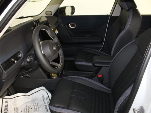 Used 2025 MINI Cooper S image 5