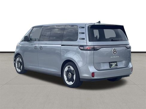New 2025 Volkswagen ID. Buzz Pro S image 7
