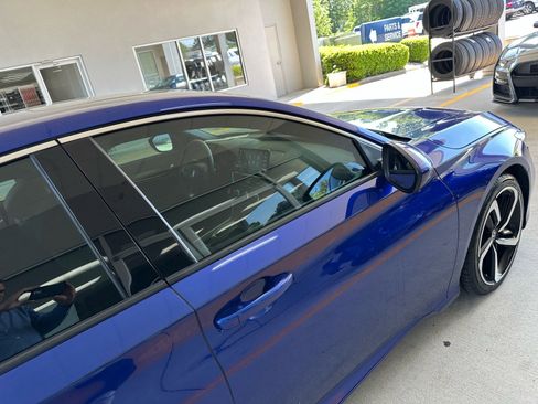 Used 2019 Honda Accord Sport image 8