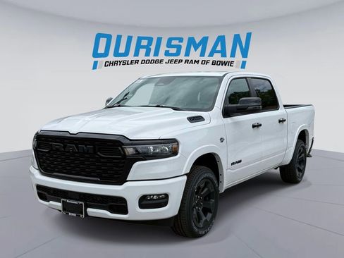 New 2026 RAM 1500 4x4 Crew Cab image 5