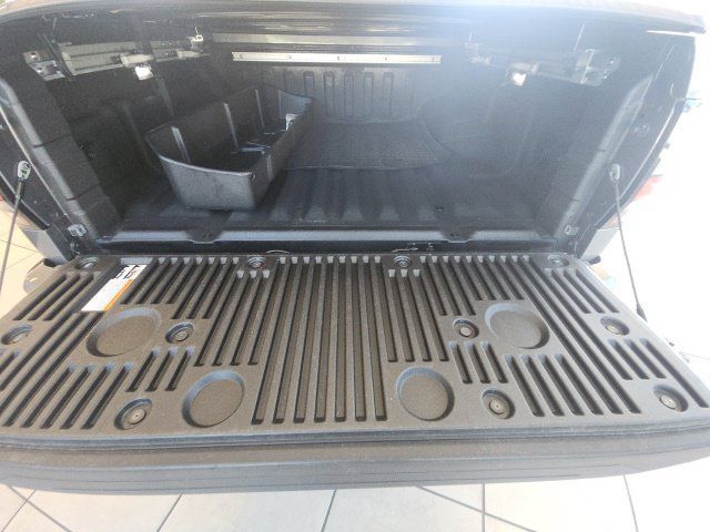 Used 2022 Nissan Frontier SV w/ SV Premium Package AWD/4WD image 38