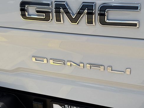 Used 2024 GMC Sierra 2500 Denali Ultimate w/ Max Trailering Package AWD/4WD image 6