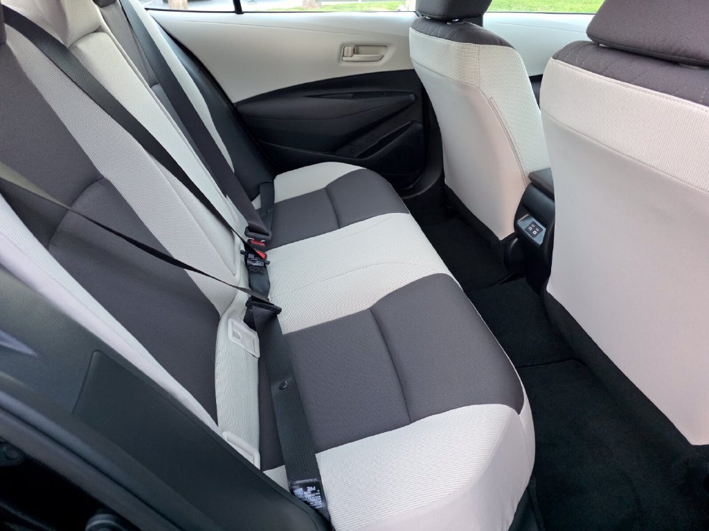 New 2027 Toyota Corolla LE FWD image 17