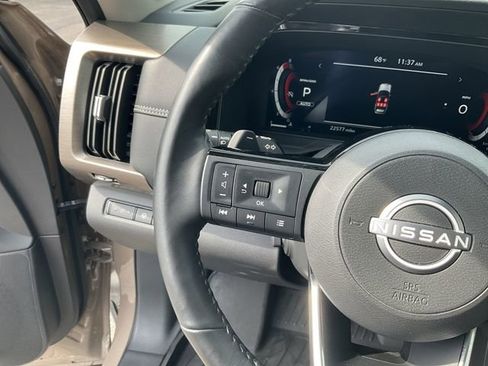 Certified 2023 Nissan Pathfinder Platinum AWD/4WD image 21