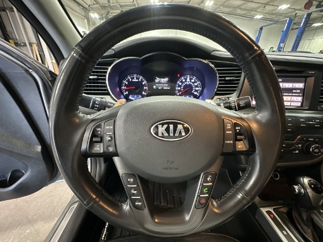 Used 2013 Kia Optima SX w/ Premium Touring Pkg FWD image 15