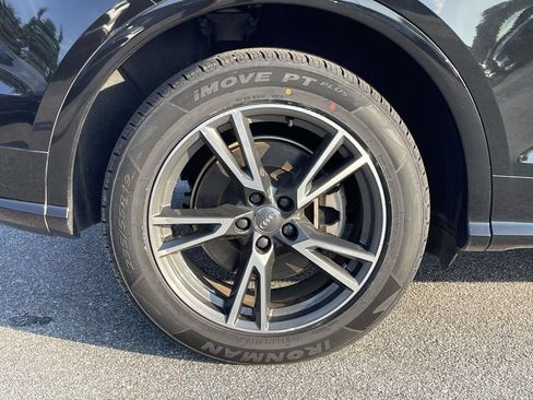 Used 2020 Audi Q5 e Premium Plus AWD/4WD image 31