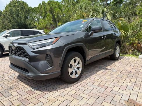 Used 2023 Toyota RAV4 LE FWD image 4
