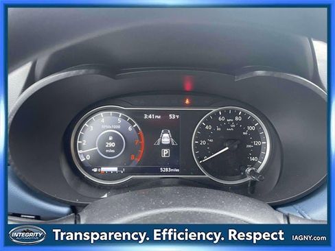 Certified 2025 Nissan Versa SV w/ Trunk Package image 24