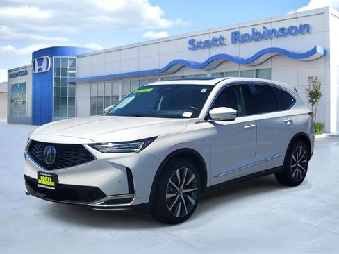 Used 2025 Acura MDX FWD w/ Technology Package image 2