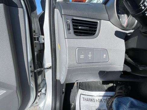 Used 2012 Hyundai Elantra GLS w/ Preferred Pkg 3 image 17