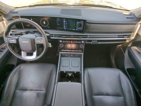 Used 2025 Hyundai Santa Fe Limited FWD image 19