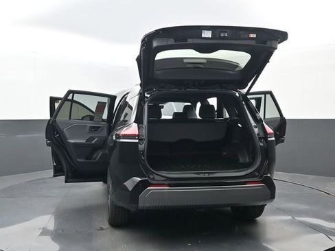 Used 2026 Toyota RAV4 XSE w/ Weather Package image 35