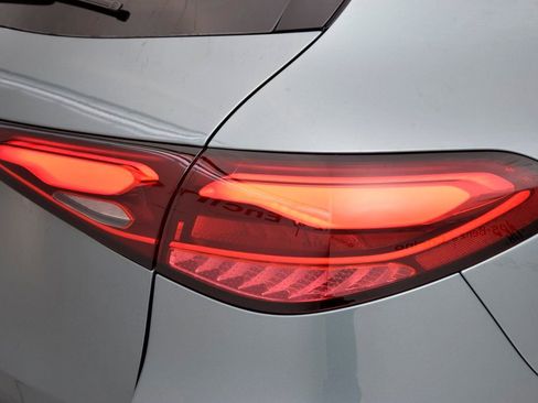 New 2026 Mercedes-Benz GLC 300 image 14