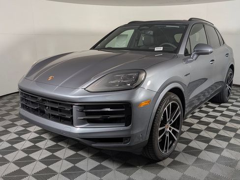 New 2026 Porsche Cayenne E-Hybrid AWD/4WD image 1