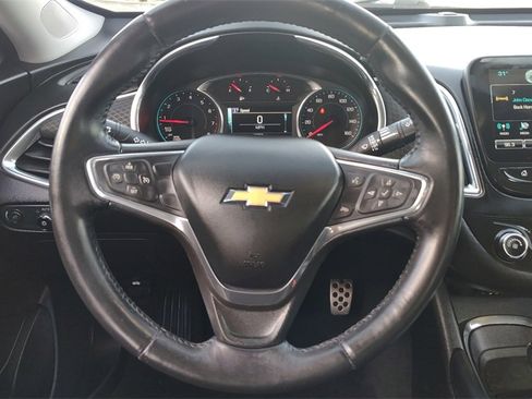 Used 2016 Chevrolet Malibu LT image 13