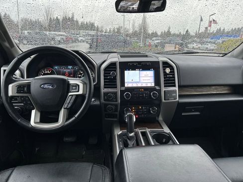 Used 2019 Ford F150 Lariat image 6
