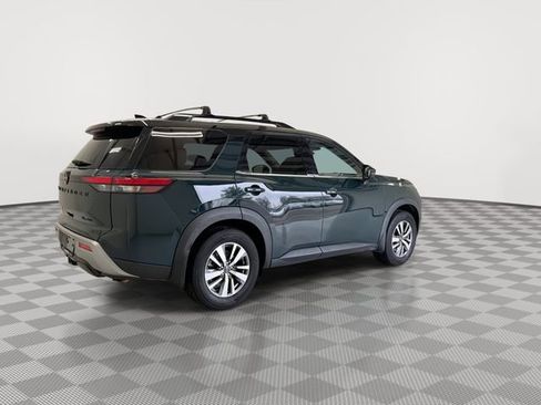 Used 2022 Nissan Pathfinder SL w/ SL Black Package image 12