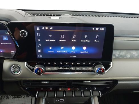 Used 2026 Chevrolet Colorado ZR2 w/ Technology Package image 21