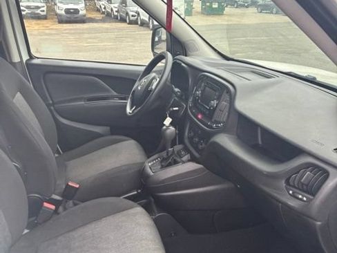 Used 2022 RAM ProMaster City Wagon FWD image 9