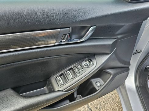 Used 2021 Honda Accord Sport image 32