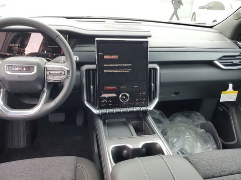 New 2026 GMC Acadia Elevation image 14