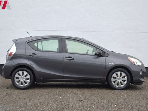 Used 2012 Toyota Prius C Two image 6
