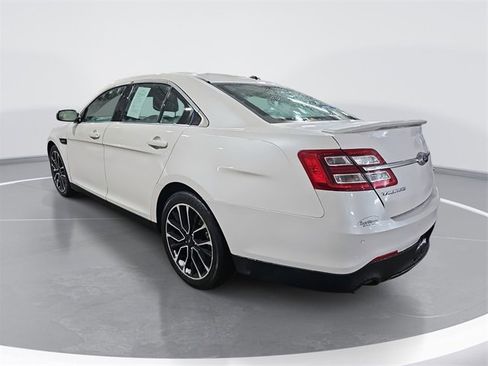 Used 2017 Ford Taurus SHO w/ Driver Assist Package image 5