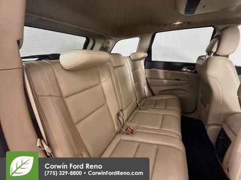 Used 2011 Jeep Grand Cherokee Limited w/ Luxury Group II AWD/4WD image 30