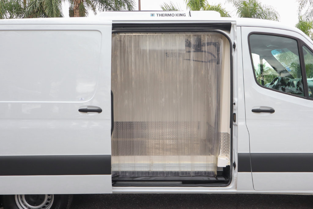 Used 2022 Mercedes-Benz Sprinter 2500 w/ Parking Package image 11