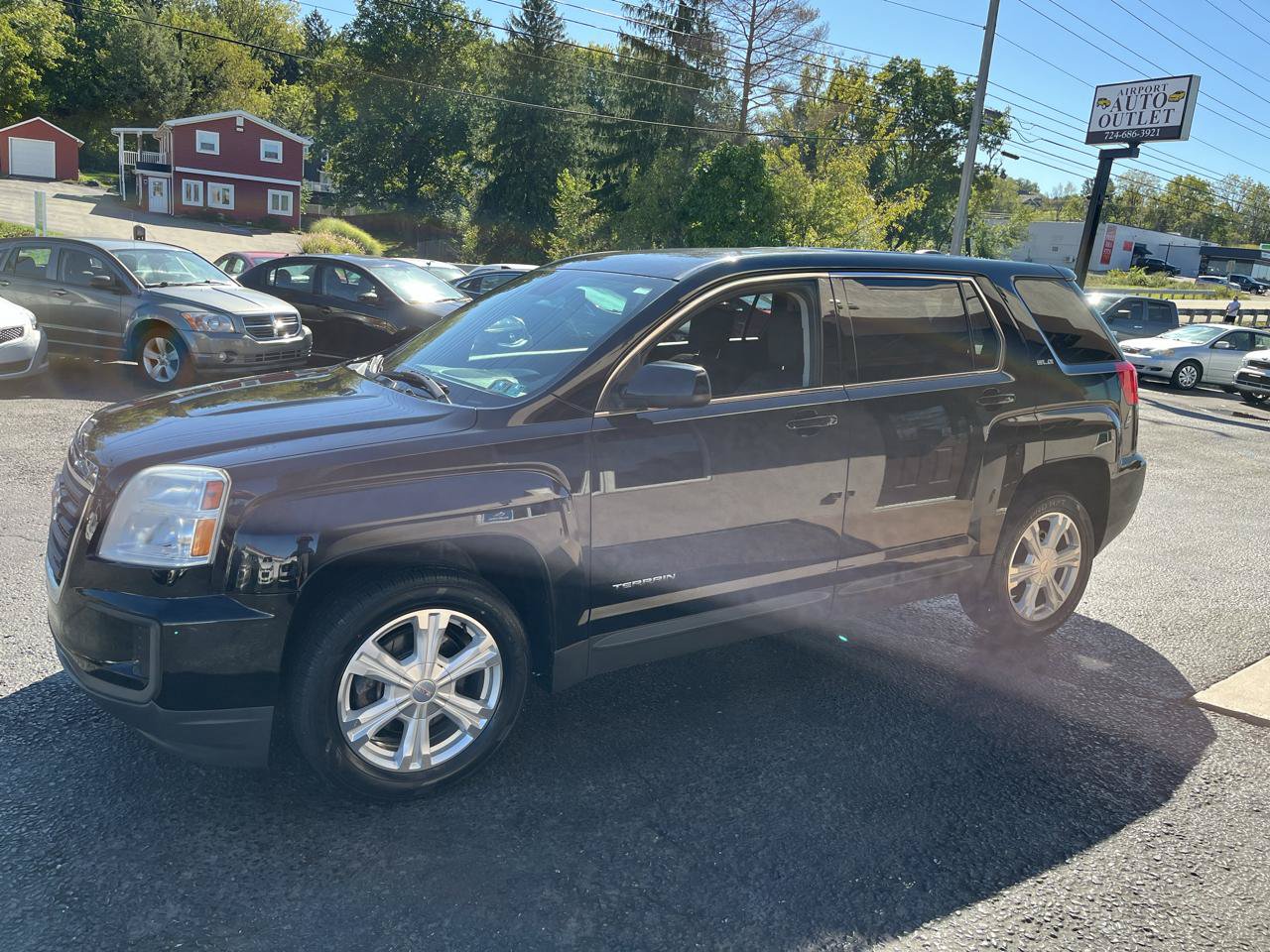 Used 2017 GMC Terrain SLE AWD/4WD image 10