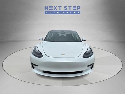 Used 2023 Tesla Model 3 Standard Range RWD image 2