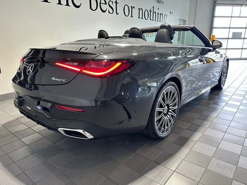 Used 2025 Mercedes-Benz CLE 300 4MATIC Cabriolet image 4