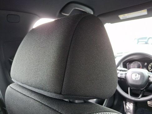 Used 2023 Honda Civic Sport image 9