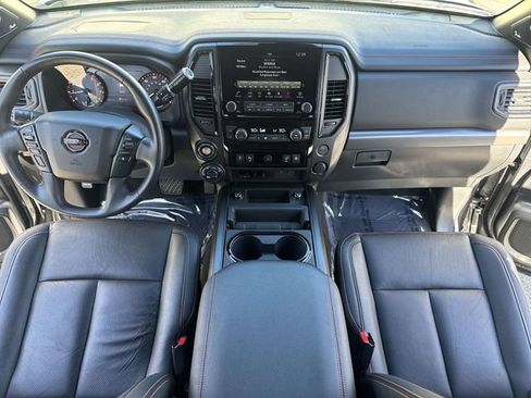 Used 2024 Nissan Titan PRO-4X w/ Pro-4x Convenience Package image 9