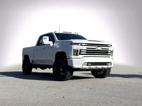 Used 2021 Chevrolet Silverado 3500 High Country w/ Z71 Off-Road Package image 2