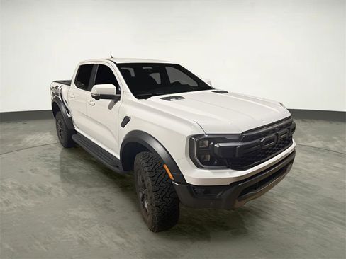 Used 2025 Ford Ranger Raptor image 5