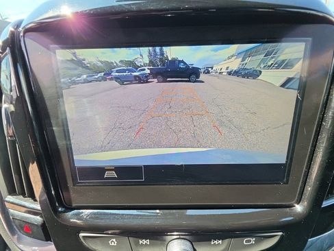 Used 2023 Chevrolet Traverse LT AWD/4WD image 16